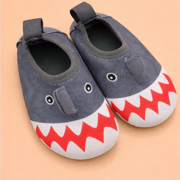 Robeez Other - 🐻 ROBEEZ WATER SHOES